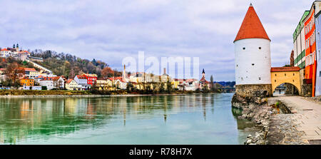 Impressionante Passau città vecchia,vista panoramica,Baviera,Germania Foto Stock