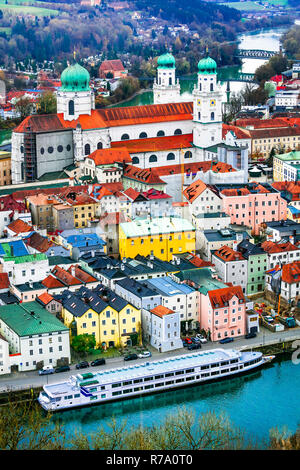 Impressionante Passau città vecchia,vista panoramica,Baviera, Germania. Foto Stock