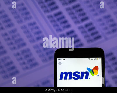 Kiev, Ucraina. Il 7 dicembre, 2018. Portale MSN visto il logo visualizzato sul telefono intelligente. Credito: Igor Golovniov SOPA/images/ZUMA filo/Alamy Live News Foto Stock