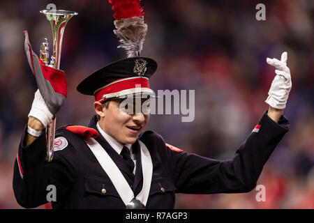 1 dicembre 2018: membro dell'Ohio State University marching band ottiene la folla pompato prima del 2018 Big dieci partita di campionato tra la Northwestern Wildcats e la Ohio State Buckeyes su dicembre 01, 2018 a Lucas Oil Stadium di Indianapolis, IN. Adam Lacy/CSM. Foto Stock