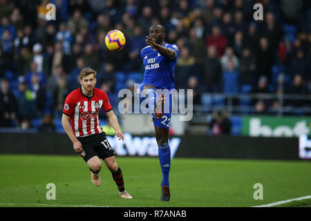 Cardiff, Regno Unito. 8 Dic 2018. Sol Bamba di Cardiff City in azione.match di Premier League, Cardiff City v Southampton al Cardiff City Stadium sabato 8 dicembre 2018. Questa immagine può essere utilizzata solo per scopi editoriali. Solo uso editoriale, è richiesta una licenza per uso commerciale. Nessun uso in scommesse, giochi o un singolo giocatore/club/league pubblicazioni. pic da Andrew Orchard/Andrew Orchard fotografia sportiva/Alamy Live news Foto Stock