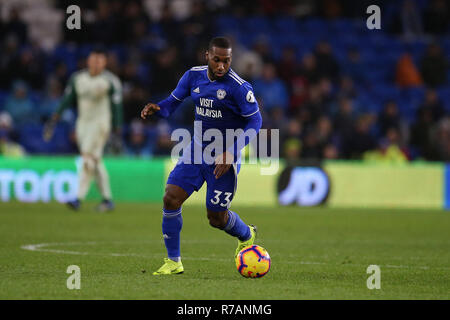 Cardiff, Regno Unito. 8 Dic 2018. Junior Hoilett di Cardiff City in azione. Premier League, Cardiff City v Southampton al Cardiff City Stadium sabato 8 dicembre 2018. Questa immagine può essere utilizzata solo per scopi editoriali. Solo uso editoriale, è richiesta una licenza per uso commerciale. Nessun uso in scommesse, giochi o un singolo giocatore/club/league pubblicazioni. pic da Andrew Orchard/Andrew Orchard fotografia sportiva/Alamy Live news Foto Stock