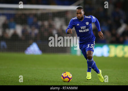 Cardiff, Regno Unito. 8 Dic 2018. Junior Hoilett di Cardiff City in azione. Premier League, Cardiff City v Southampton al Cardiff City Stadium sabato 8 dicembre 2018. Questa immagine può essere utilizzata solo per scopi editoriali. Solo uso editoriale, è richiesta una licenza per uso commerciale. Nessun uso in scommesse, giochi o un singolo giocatore/club/league pubblicazioni. pic da Andrew Orchard/Andrew Orchard fotografia sportiva/Alamy Live news Foto Stock