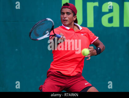 Plantation, Florida, Stati Uniti d'America. 08 Dic, 2018. Zane Kahn, DAGLI STATI UNITI D'AMERICA, gioca in BS18 semifinale del 2018 Orange Bowl Junior International Tennis campionati disputati a Frank Veltri Centro Tennis in piantagione, Florida, Stati Uniti d'America. Mario Houben/CSM/Alamy Live News Foto Stock