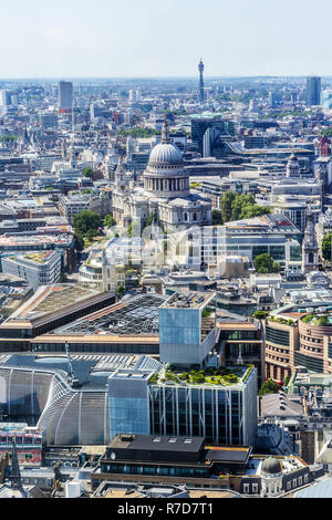Il bellissimo panorama della City di Londra presa da sopra, Regno Unito Foto Stock
