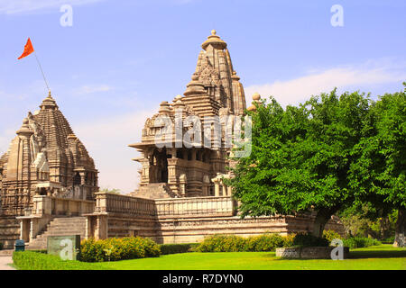 Lakshmana tempio costruito da Chandela Rajputs, è situato nel gruppo di Templi Occidentale, Khajuraho, Madhya Pradesh, India. Patrimonio Mondiale dell Unesco Foto Stock