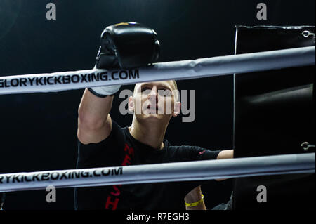 Rotterdam, Paesi Bassi 08 dicembre 2018 Kickboxing Gloria 62 Dmitrii Menšikov Foto Stock