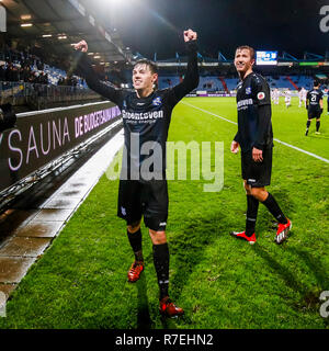 TILBURG, Willem II - SC Heerenveen 1-5, calcio, Eredivisie, stagione 2018-2019, 08-12-2018, Koning Willem II Stadium, Heerenveen giocatori in festa dopo la partita, SC Heerenveen player Mitchell van Bergen (L), SC Heerenveen player Michel Vlap (R) Foto Stock