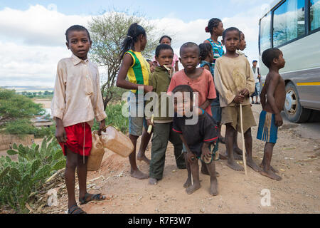 I bambini nel campo penale Ranomainty, Tolagnaro, provincia di Toliara, Madagascar Foto Stock