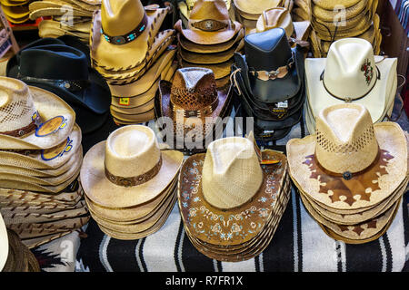 Miami Florida,DAVIE,comunità equestre,Grifs Western,store,negozi,aziende,distretto,shopping shopper shopping shopper negozi mercati di mercato marketplac Foto Stock