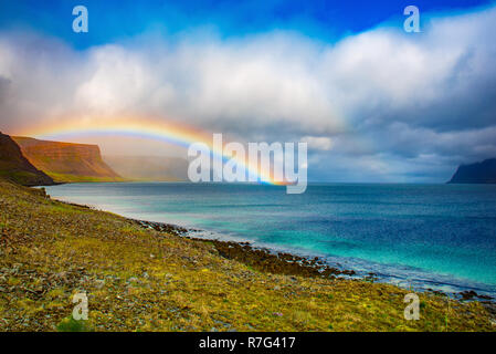 Rainbow in Islanda Foto Stock