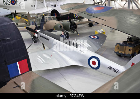 Il Supermarine Spitfire F24, Mk24, sul display all'Imperial War Museum Duxford Foto Stock