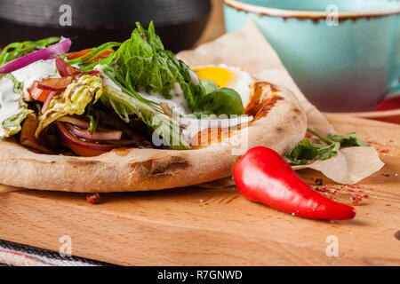 Tutto pieno della vostra energia all'inizio della giornata con una colazione in stile americano Foto Stock