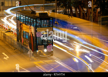 Il famoso tram iconico, Hong Kong, Cina. Foto Stock