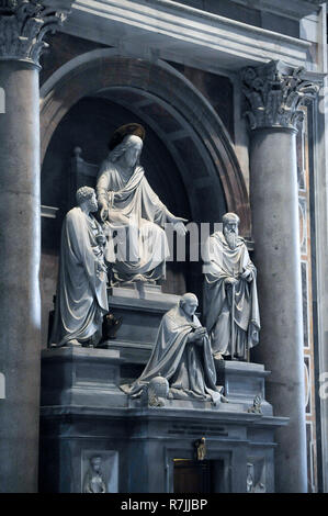 Un monumento di Papa Pio VIII nel Rinascimento italiano papale Basilica Maggiore di San Pietro in Vaticano (Basilica Papale di San Pietro in Vaticano) elenco Foto Stock