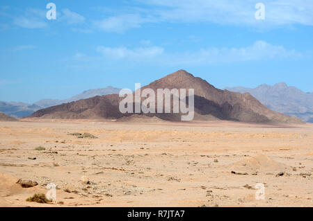 Il Sinai Mountain Range, la penisola del Sinai, South Sinai Governatorato, Egitto Foto Stock