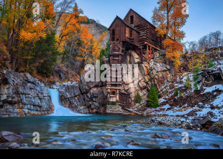 Legno storico potente chiamato il mulino di cristallo in Colorado Foto Stock