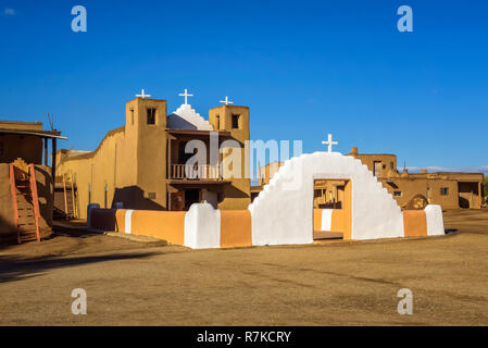 San Geronimo chiesa a Taos Pueblo, Nuovo Messico Foto Stock