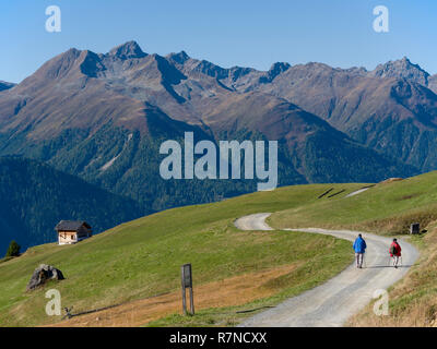 Altopiano Motta Naluns in Silvretta Alpi, Scuol, Engadina, Grigioni, Svizzera Foto Stock