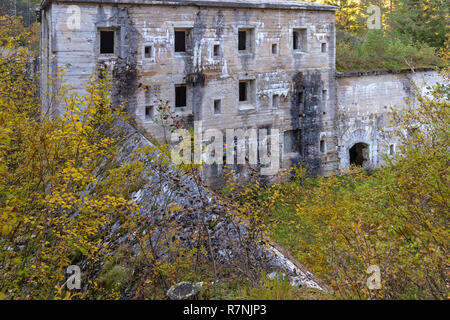 Le rovine della fortezza di Landro, Alto Adige Foto Stock