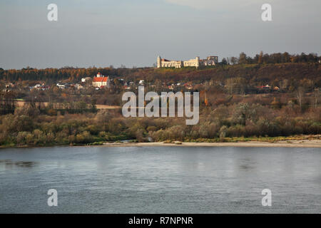 Vista panoramica di Janowiec vicino Kazimierz Dolny. Polonia Foto Stock