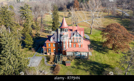 Wilderstein del XIX secolo Queen-Anne casa di stile sul fiume Hudson, Rhinebeck, NY, STATI UNITI D'AMERICA Foto Stock