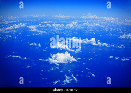 Nuvole oltre Oceano Indiano, Repubblica delle Seicelle. Foto Stock