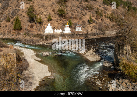 La confluenza di Wang Chu e Pa Chu fiumi, Chuzom, Bhutan Foto Stock