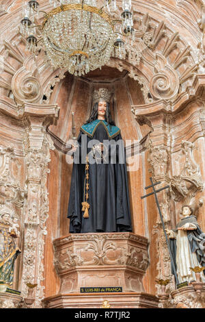 Statua di San Luigi, re di Francia, Sao Francisco de Assis Chiesa, vista interna, Sao Joao del Rey, Minas Gerais, Brasile Foto Stock