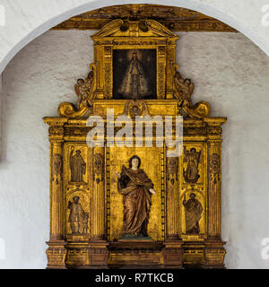 La Chiesa di San Francisco e il Convento di Santa Margarita retablo, Quito Pichincha Provincia, Ecuador Foto Stock