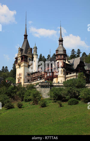 Il castello di Peleș, Sinaia, Contea di Prahova, Valacchia, Romania Foto Stock