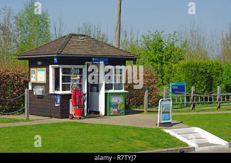 Bloccare i detentori Hut, Tempio di blocco, il fiume Tamigi, Berkshire Foto Stock