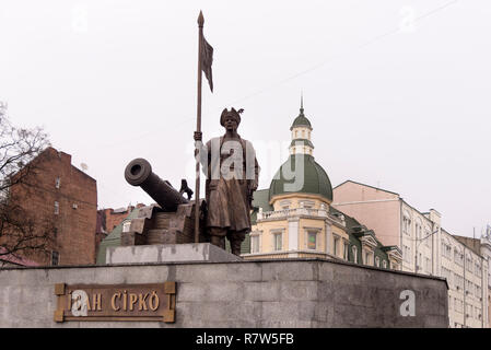 Kharkiv, Ucraina - 30 dicembre 2017 Ivan Sirko Statua in Kharkiv ucraina. Foto Stock