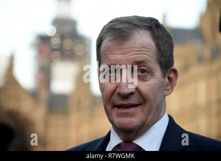 Westminster, Londra, Regno Unito. 11 dicembre, 2018. Alastair Campbell, Westminster, London Credit: Finnbarr Webster/Alamy Live News Foto Stock