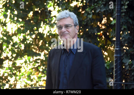 Roma, Italia. 11 dicembre, 2018. Hotel Aldrovandi Villa Borghese - Presentazione film CAPRI-rivoluzione Mario Martone regista Credito: Giuseppe Andidero Credito: Giuseppe Andidero/Alamy Live News Foto Stock