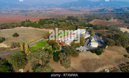 Foto aerea di Giordania cantina con laminazione Sonoma County campagna, fuori Healdsburg, California, Stati Uniti d'America. Foto Stock