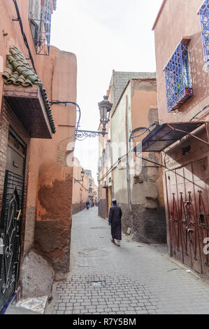05-03-15, Marrakech, Marocco. Scena di strada nel souk della medina. Foto: © Simon Grosset Foto Stock