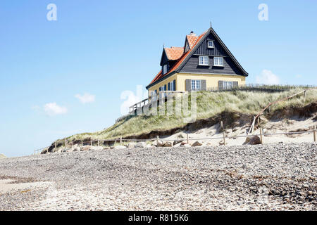 Alt Skagen, casa nel paesaggio di dune, spiaggia ghiaiosa di Gammel Skagen, Højen, Frederikshavn comune, Nordjylland, Danimarca Foto Stock