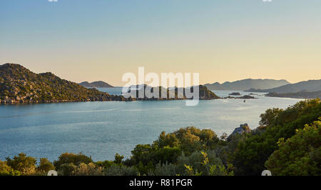 Maestosa vista panoramica di Kekova island e Kalekoy, Demre district, Turchia Foto Stock