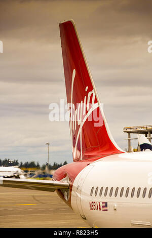 SEATTLE TACOMA AIRPORT, WA, Stati Uniti d'America - Giugno 2018: Vista ravvicinata della pinna di coda di un Virgin America A320 di getto a Seattle Tacoma Airport. Foto Stock