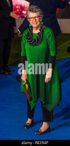 Londra, Regno Unito. 12 dic 2018. Prue Leith assiste la premiere europeo di 'Mary Poppins restituisce' alla Royal Albert Hall il 12 dicembre 2018 a Londra, Inghilterra Credito: Gary Mitchell, GMP Media/Alamy Live News Foto Stock