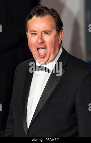 Jeremy Swift assiste la premiere europeo di 'Mary Poppins restituisce' alla Royal Albert Hall. Foto Stock