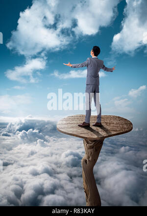 Azienda giovane uomo Foto Stock