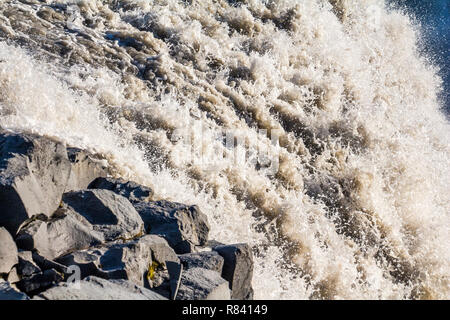 Dettifoss imponente cascata nel nord dell'Islanda Foto Stock