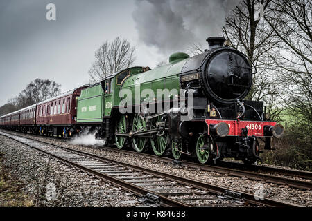 Mayflower treno a vapore sottoposto a prove di carico prima di entrare in servizio, passando attraverso Bentham sulla linea Lancaster-Leeds Foto Stock