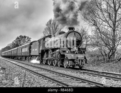 Mayflower treno a vapore sottoposto a prove di carico prima di entrare in servizio, passando attraverso Bentham sulla linea Lancaster-Leeds Foto Stock