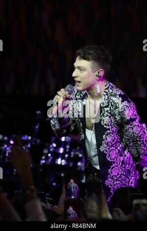 Napoli, Italia. Xix Mar, 2017. Irama è un cantautore italiano che ha preso parte a amici, si esibisce dal vivo a duello Beat in Napoli con "Giovani per sempre tour'. Credito: Francesco Cigliano/Pacific Press/Alamy Live News Foto Stock