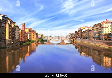 Il fiume Arno, Firenze, Italia Foto Stock