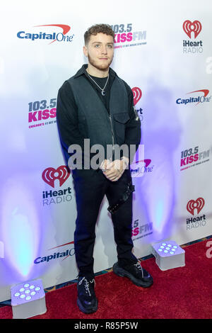 Rosemont, Illinois, Stati Uniti d'America. 12 dic 2018. Bazzi assiste 103,5 Kiss FM Chicago Jingle Ball 2018 su dicembre 12, 2018 a Rosemont, Illinois. Foto: imageSPACE/MediaPunch Credito: MediaPunch Inc/Alamy Live News Foto Stock