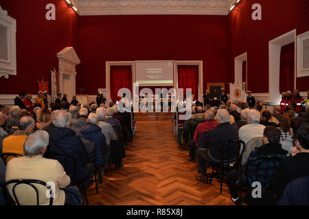 Foto Simone Fanini/LaPresse 13 Dicembre 2018 Recanati (MC) ItaliaSport - Ciclismo Presentazione Tirreno Adriatica 2018/2019 Nella foto: sala comunale RECANATI Foto Stock